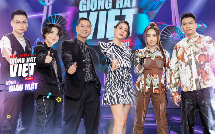 Dàn HLV thời trang chất lừ biến sân khấu Giọng hát Việt nhí New Generation thành sàn đấu 'đua ngựa' Ảnh 2