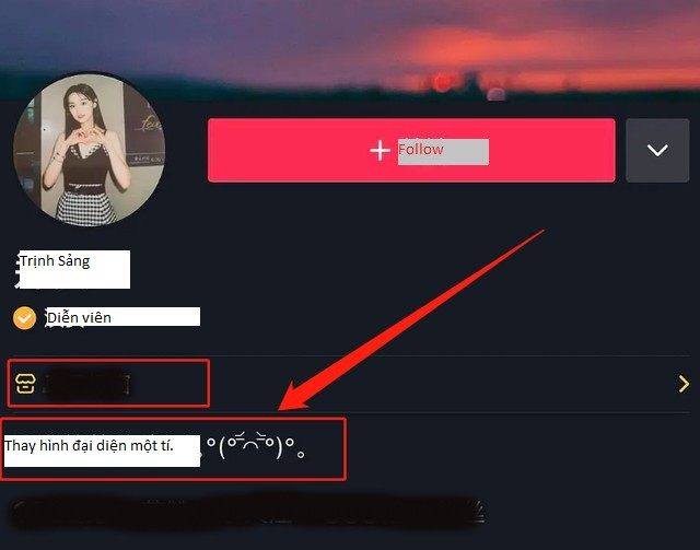 Trịnh Sảng vào trang cá nhân trên Douyin để thay đổi một số thông tin trong phần giới thiệu
