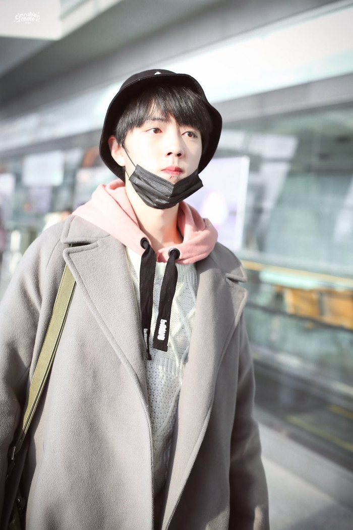 Nốt ruồi dưới môi Tiêu Chiến có ý nghĩa gì: Dù bị tẩy chay thì vẫn cứ hot! Ảnh 9