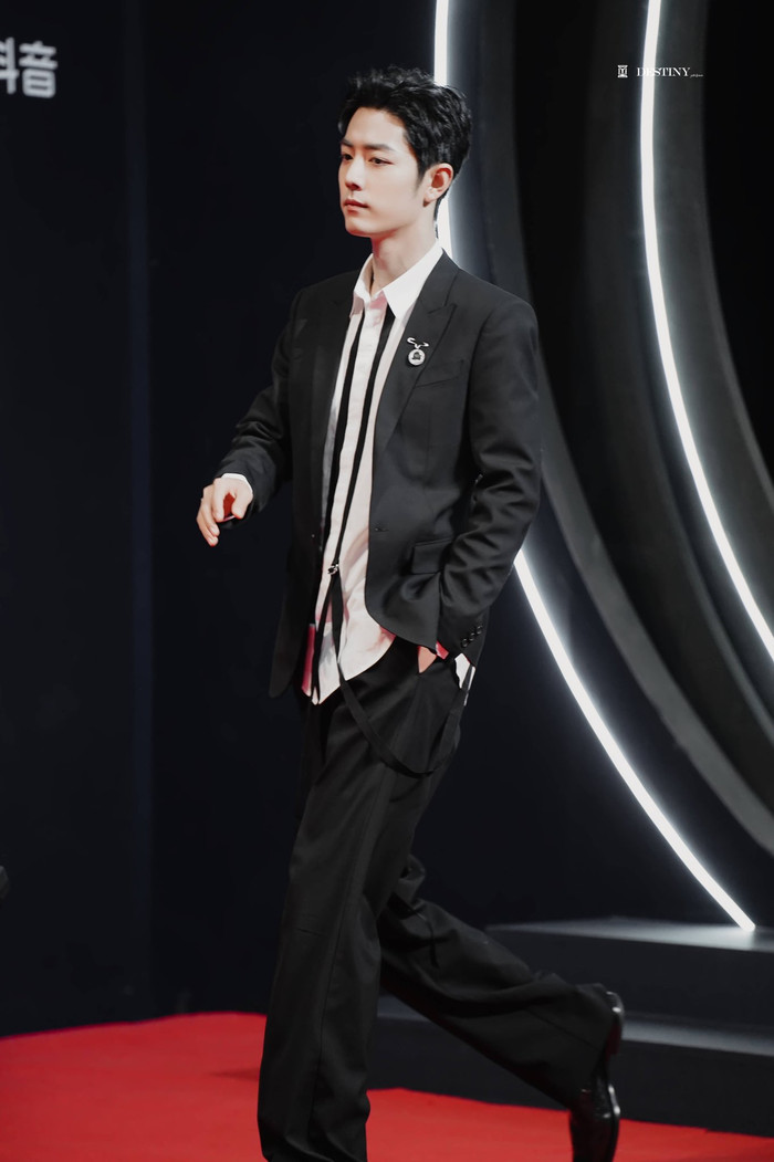 Sức ảnh hưởng của Tiêu Chiến: Làm cho hệ thống và trình tự cũng phải 'ngả nghiêng' Ảnh 9