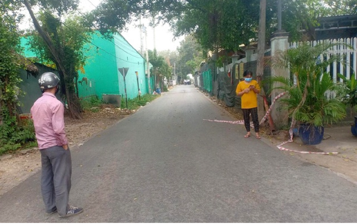 Một dãy trọ bị phong tỏa do 3 người nhập cảnh trái phép về từ Campuchia Ảnh 2