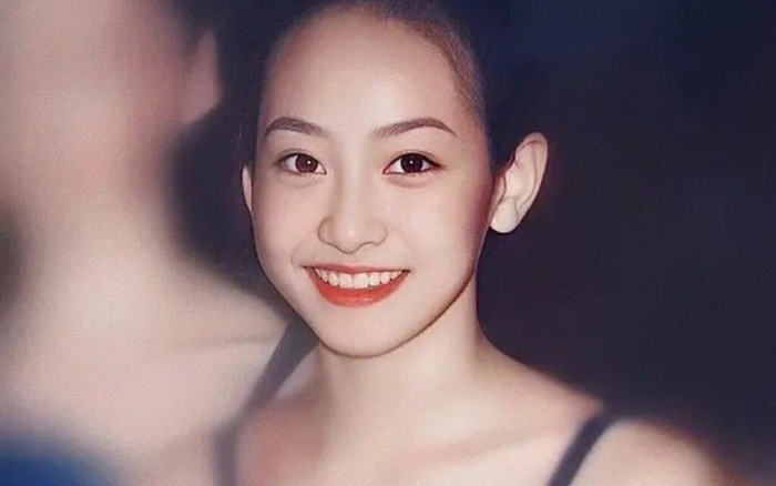 Nhan sắc của Tống Thiến qua những bức hình thời thơ ấu Ảnh 2