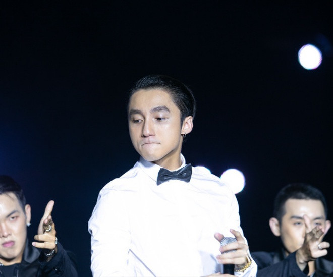 Thiều Bảo Trang có dòng chia sẻ đầy ẩn ý sau lời nhắn của Sơn Tùng: 'Nên cười hay nên khóc?' Ảnh 2