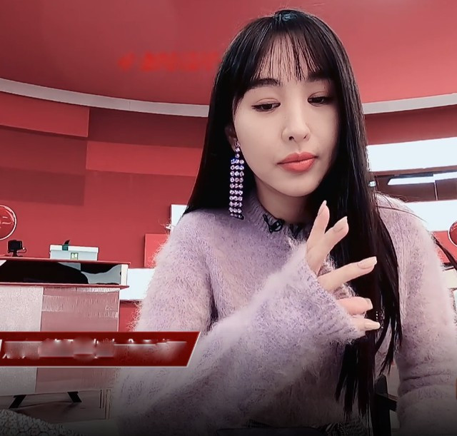 Dân mạng chỉ trích nhân vật gây rắc rối cho hôn nhân của Huỳnh Hiểu Minh - Angelababy Ảnh 8