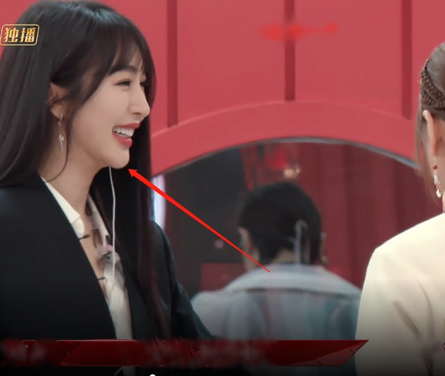 Dân mạng chỉ trích nhân vật gây rắc rối cho hôn nhân của Huỳnh Hiểu Minh - Angelababy Ảnh 11