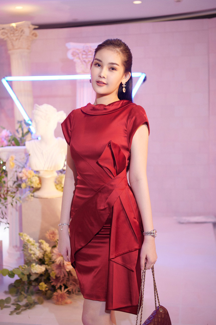 Hoa hậu Ngân Anh.