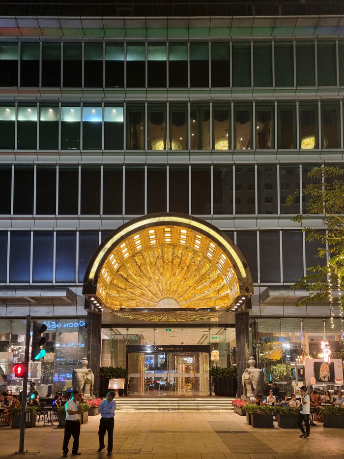 Ảnh chụp bằng camera chính.