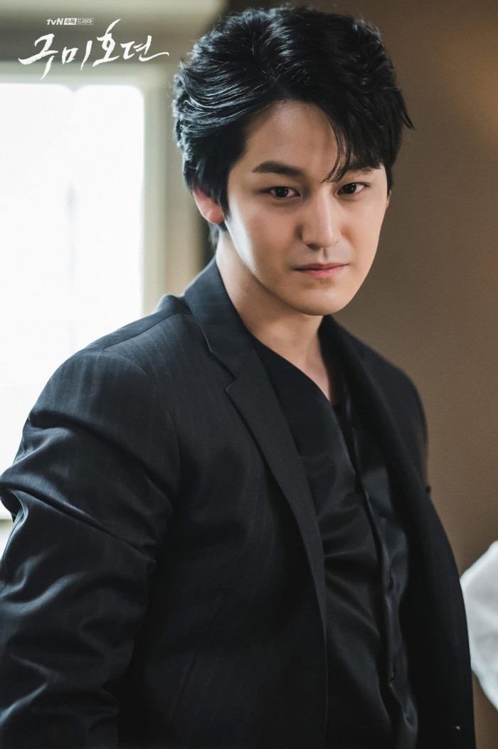 Hậu xuất ngũ của 2 nam thần tuổi Tỵ: Kim Bum như diều gặp gió, Lee Jong Suk 'ngã' vào scandal Trịnh Sảng Ảnh 5