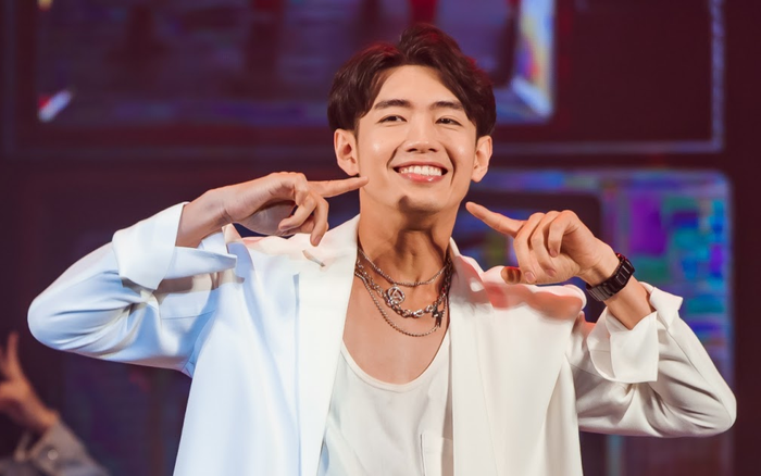 Quang Đăng: 1 năm rực rỡ với vũ điệu rửa tay, hợp tác cùng dàn sao Vbiz, đại náo Táo Quân 2021 Ảnh 2