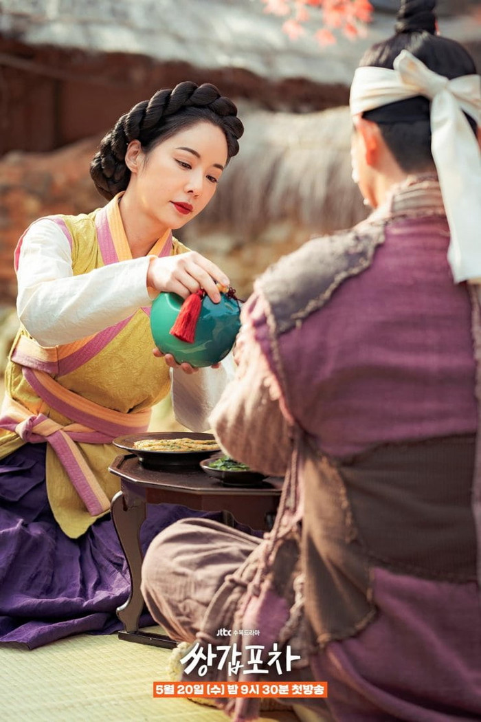 Loạt sao có gu thời trang sành điệu nhất màn ảnh Hàn 2020 (Phần 1) Ảnh 20