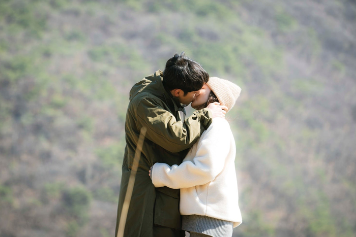 Loạt sao có gu thời trang sành điệu nhất màn ảnh Hàn 2020 (Phần 1) Ảnh 24