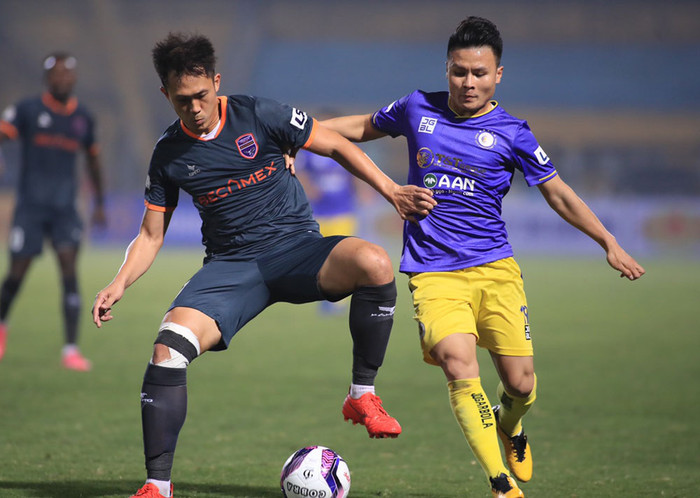 Quang Hải và các đồng đội đã thua 2 trận ở V.League 2021. Nhưng mục tiêu của họ là phải vô địch hết các cuộc đua trong nước và AFC Cup 2021.
