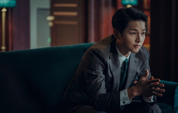 Song Joong Ki lột xác sau hơn 1 năm ly hôn Song Hye Kyo: Sống để trả thù! Ảnh 5