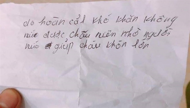 Lá thư để lại cạnh bé gái bị bỏ rơi. Ảnh: Đông Triều Tôi Yêu