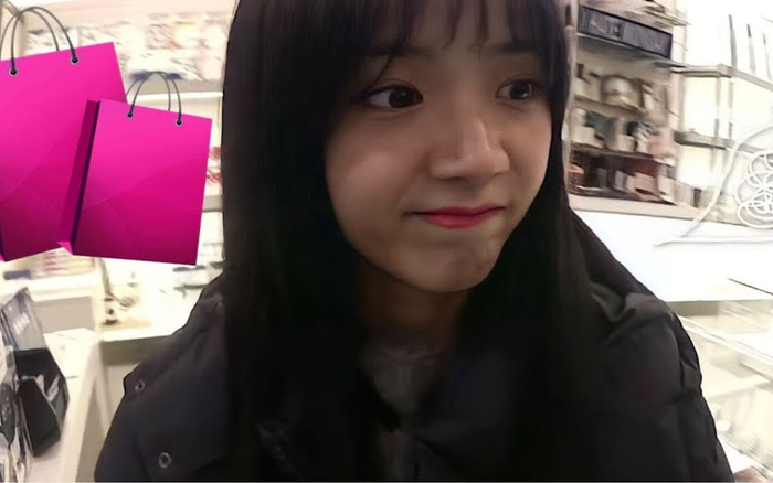 Jisoo (BLACKPINK) chia sẻ về việc vật lộn với chứng 'sợ shopping' Ảnh 2