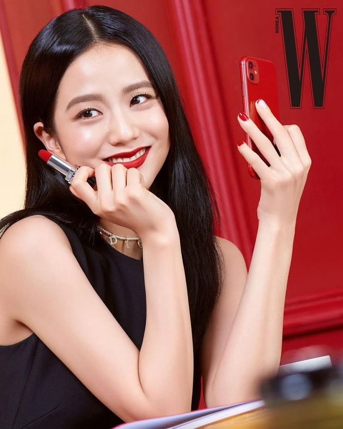 Jisoo (BLACKPINK) chia sẻ về việc vật lộn với chứng 'sợ shopping' Ảnh 5