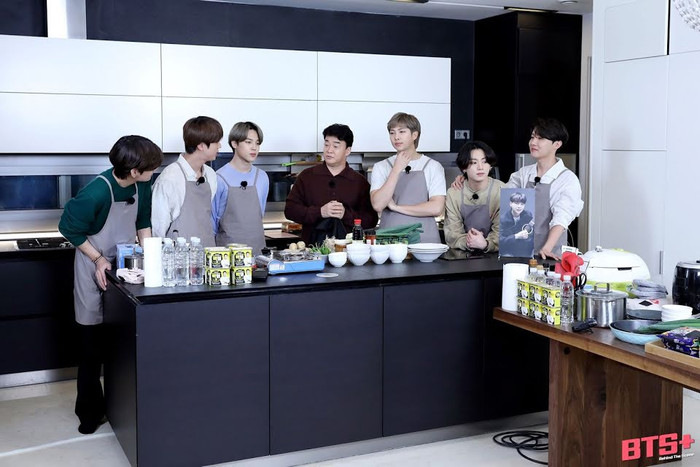 5 khoảnh khắc hiếu thảo đáng yêu của BTS dành cho phụ huynh Ảnh 4