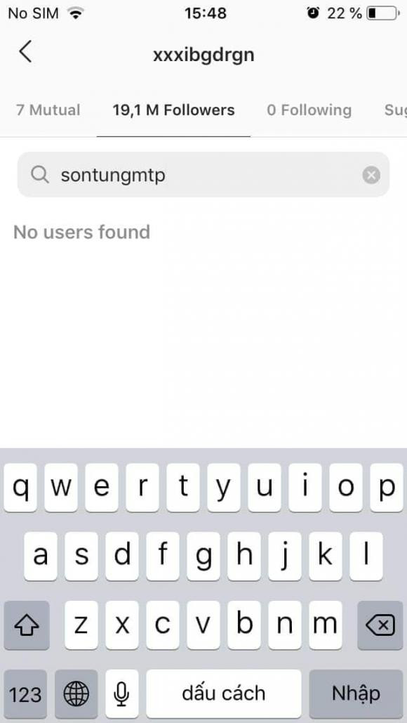 Tiện thể bỏ theo dõi luôn cả trưởng nhóm BigBang.