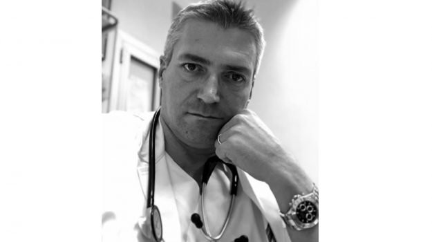 Bác sĩ Carlo Mosca.