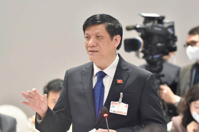 Bộ trưởng Y tế Nguyễn Thanh Long báo cáo tại hội nghị.