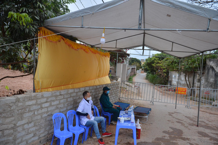 Ảnh người dân toàn thành phố Chí Linh (Hải Dương) thực hiện giãn cách xã hội.