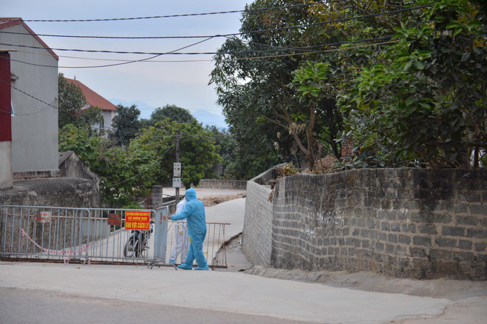 Bộ trưởng Y tế: 'Đợt dịch này liên quan tới virus SARS-CoV-2 chủng mới, cần đề cao cảnh giác' Ảnh 4