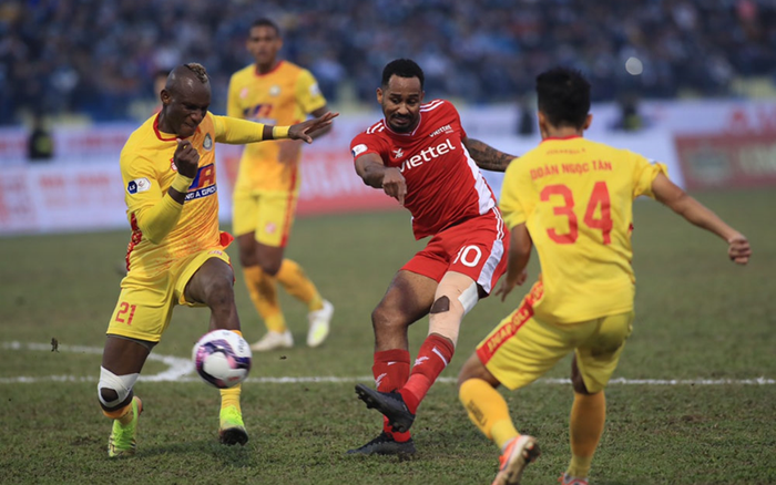 Covid-19 tái bùng phát, 2 trận V-League 2021 đá trên sân không khán giả Ảnh 2