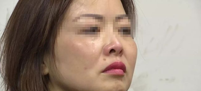 Thế nhưng, khi biết mình đang rơi vào thế yếu về mặt pháp luật, đôi vợ chồng này lập tức đổi giọng và 'hạ giá'.