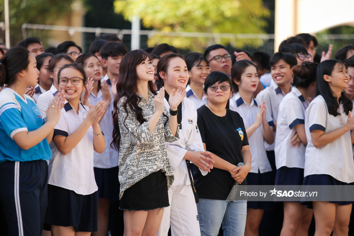 Ba chị em 3 tính cách, thế nhưng, tất cả họ đều khiến nhiều người xúc động vì tình cảm mà họ đã dành cho nhau&nbsp;