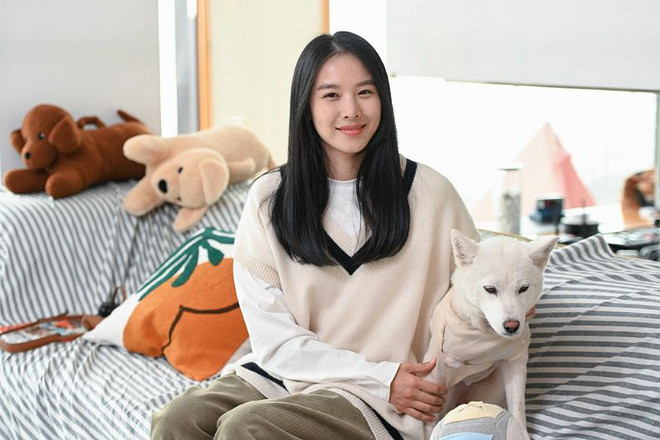 Hình ảnh về cuộc sống của Jo Yoon Hee sau khi ly hôn.