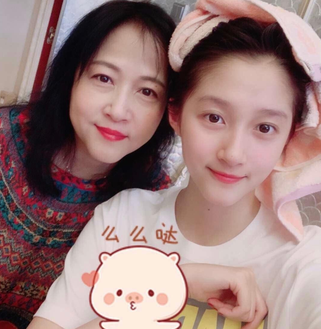 Quan Hiểu Đồng lộ khuyết điểm vì giảm cân Ảnh 5