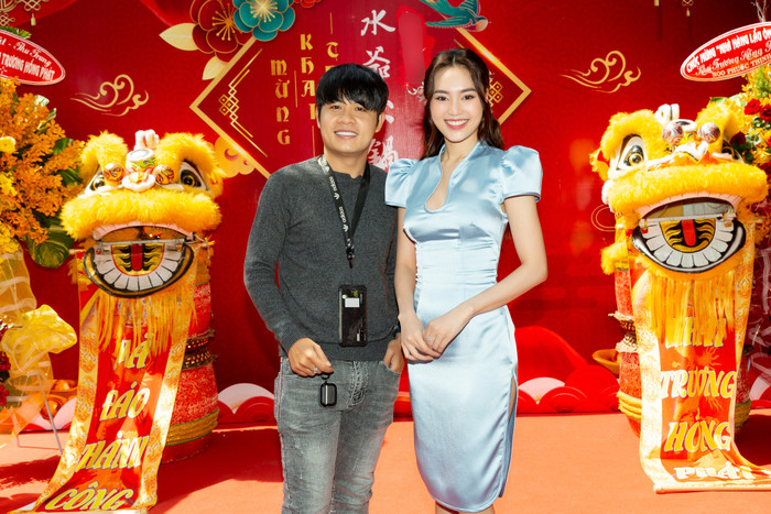 Ninh Dương Lan Ngọc khoe dáng chuẩn nuột nà, thân thiết bên S.T Sơn Thạch và Thúy Ngân Ảnh 4