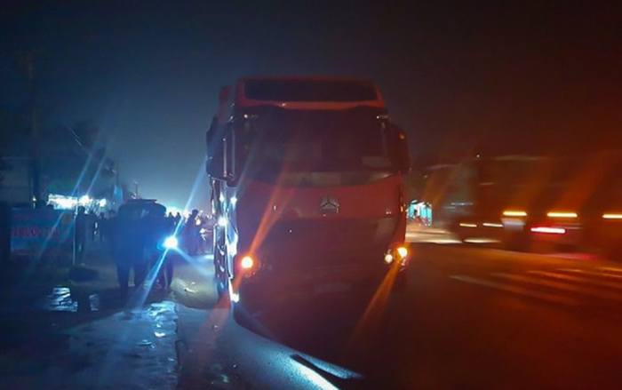 Hà Tĩnh: Cháu bé 3 tuổi bị xe đầu kéo tông tử vong thương tâm Ảnh 2