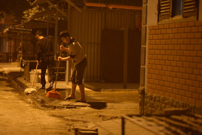 Huyện Đông Anh xác định các khu vực 'nhạy cảm' mà bệnh nhân từng di chuyển, đặc biệt là nhà máy Z153 và tổ 11 thị trấn Đông Anh (nơi bệnh nhân sinh sống).