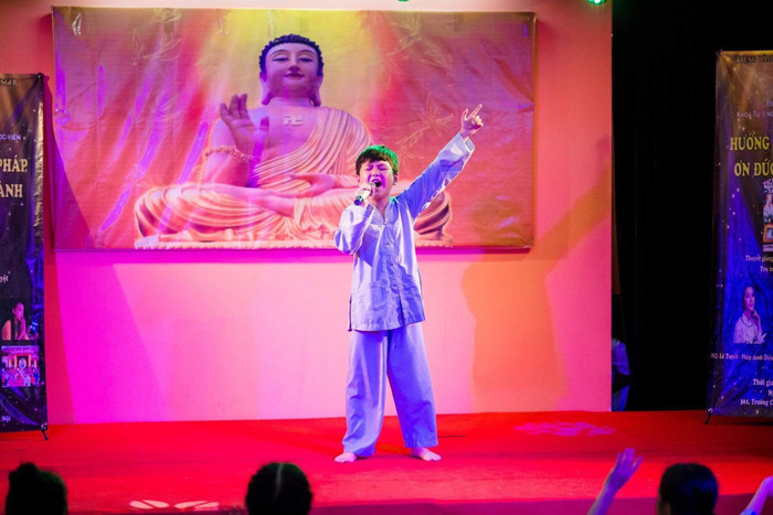 'Psy nhí' Song Tùng đội BigDaddy - Emily: Thành tích học tập ấn tượng, kinh nghiệm sân khấu đáng nể Ảnh 15