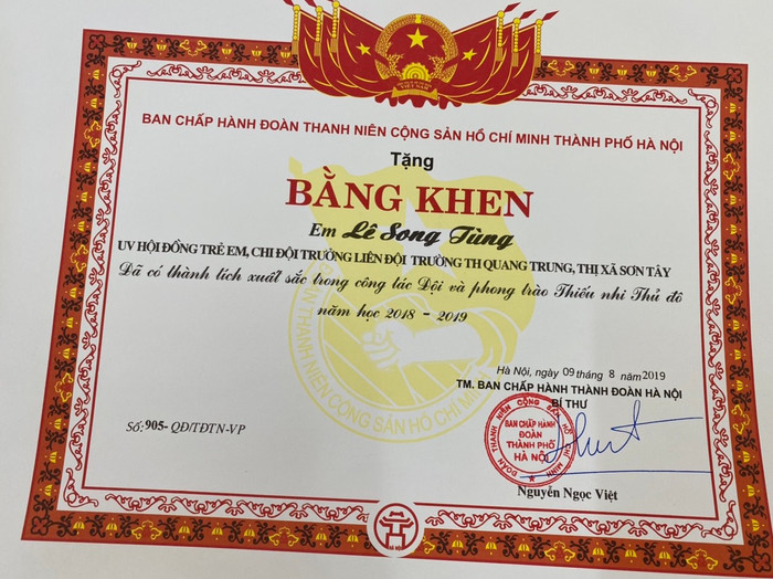 'Psy nhí' Song Tùng đội BigDaddy - Emily: Thành tích học tập ấn tượng, kinh nghiệm sân khấu đáng nể Ảnh 10