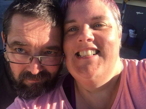 Cuộc sống của Lydia bị ảnh hưởng nhiều vì bệnh tật. 