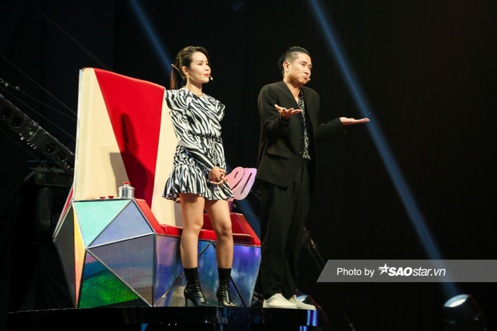 4 màn tranh thí sinh nảy lửa vòng Lộ diện: Cao tay nhất vẫn là Vũ Cát Tường! Ảnh 14