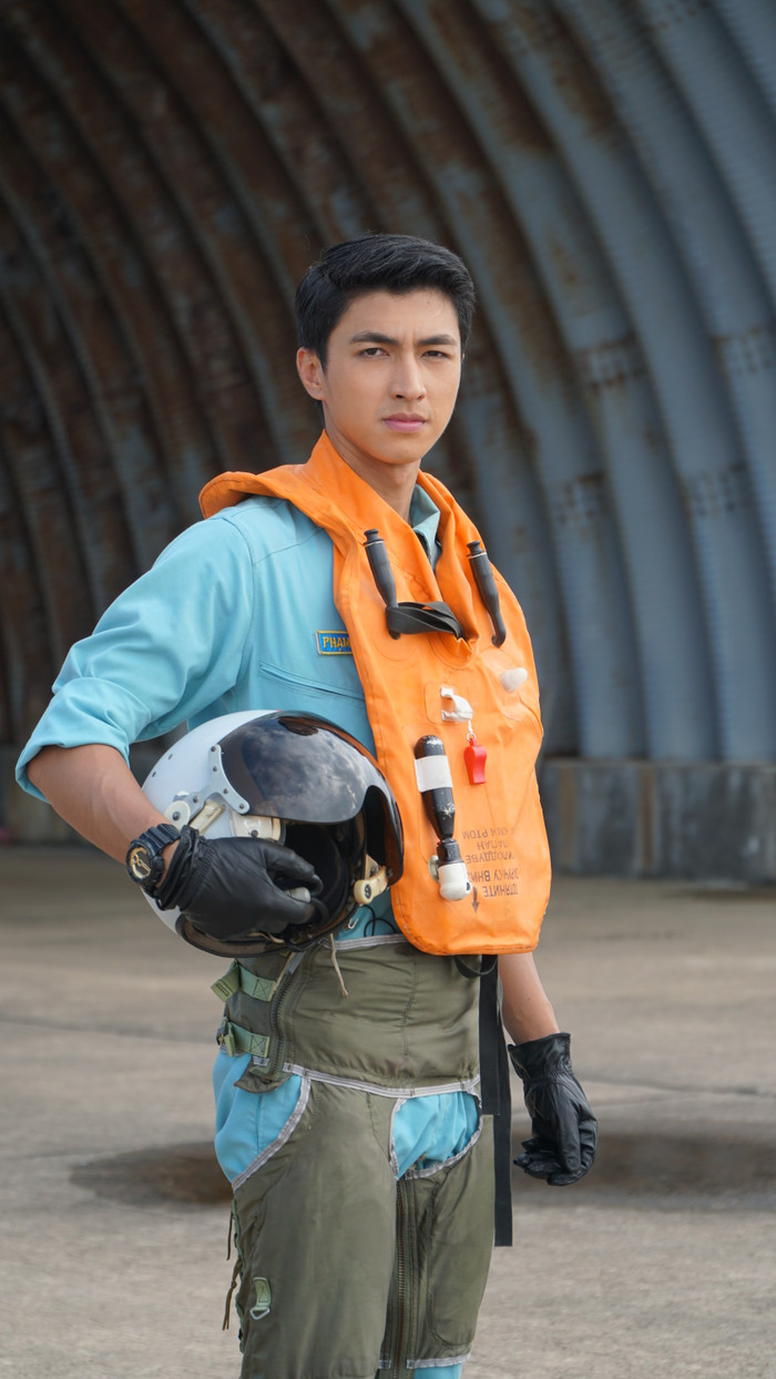 Bình An gây sốt với tạo hình soái ca.