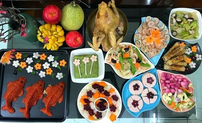 Mâm cơm cúng cần tránh những món ăn kiêng kỵ như thịt vịt, ngỗng, chim, trâu, dê, chó