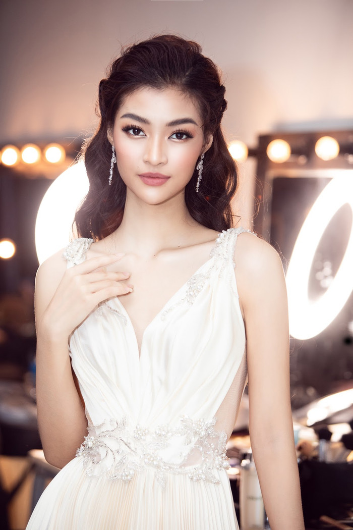 H'Hen Niê - Lương Thùy Linh và kì tích ấn tượng những Top 3 cực phẩm của thập kỷ nhan sắc 2010 - 2020 Ảnh 21