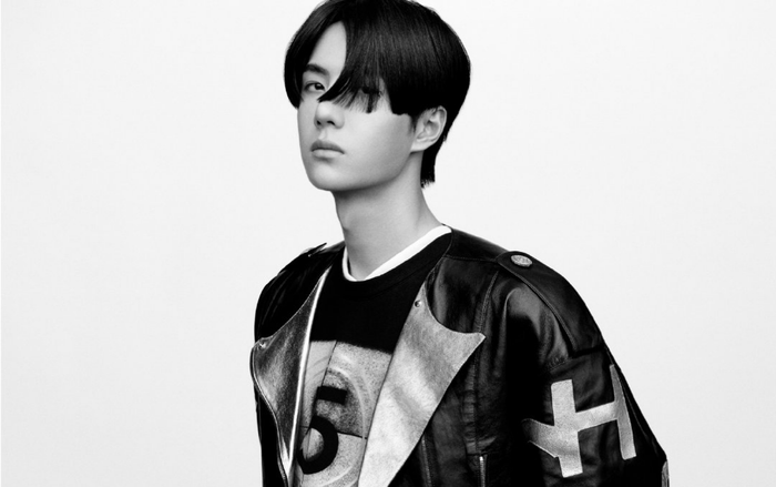 Vương Nhất Bác bị nghi có bạn gái chỉ vì một chi tiết nhỏ Ảnh 2