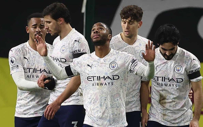Man City thắng 13 trận liên tiếp, tái lập khoảng cách 3 điểm với MU Ảnh 2