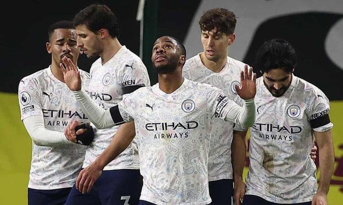 Man City thắng 13 trận liên tiếp, tái lập khoảng cách 3 điểm với MU Ảnh 1