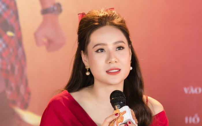 Hồ Bích Trâm bật khóc kể chuyện cắt cổ tay vì stress khi bán xe lấy tiền làm nghệ thuật Ảnh 2