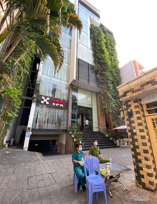 Tiệm massage nơi BN1883 từng ghé. Ảnh: VietNamNet