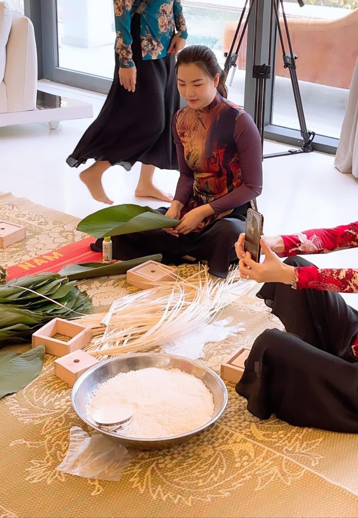 Trợ lí Ngọc Trinh tung bộ ảnh Tết đẹp xuất sắc không thua gì cô chủ Ảnh 8