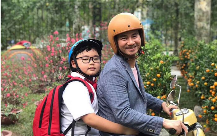 Con trai Xuân Bắc khiến cư dân mạng cười 'té ghế' khi tính sổ tiền công với mẹ Ảnh 2