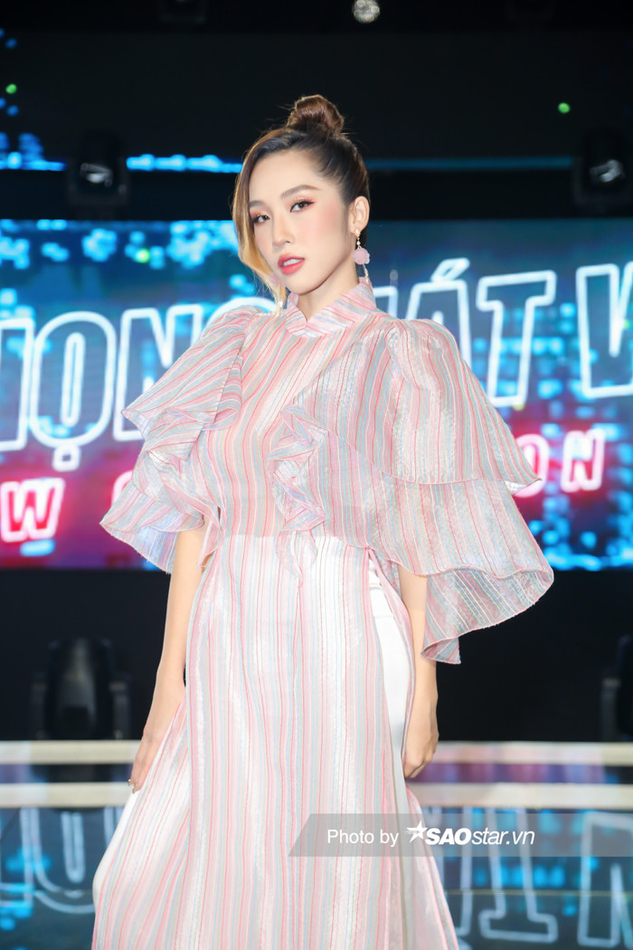 6 HLV diện áo dài Tết đổ bộ sân khấu Giọng hát Việt nhí New Generation: Đêm thi Đối mặt rực rỡ sắc Xuân Ảnh 13