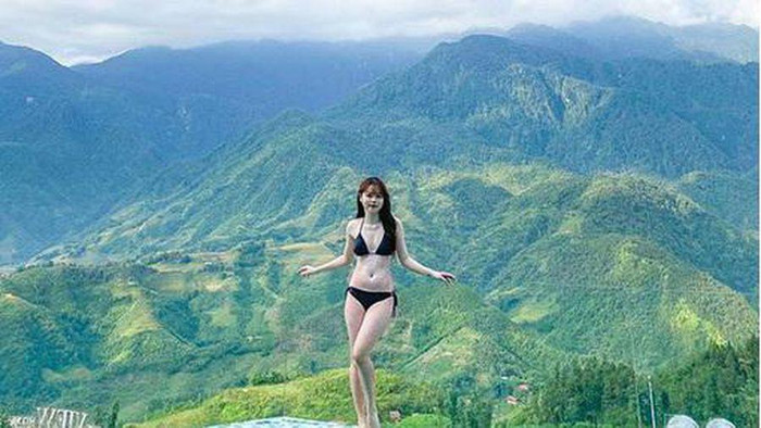 Lúc này, Huỳnh Anh luôn tự tin diện bikini khoe body thon gọn nuột nà của mình